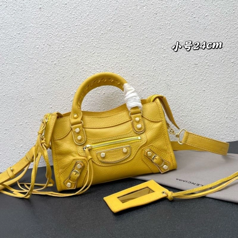 Sporty Balenciaga Top Handle Bags 84809