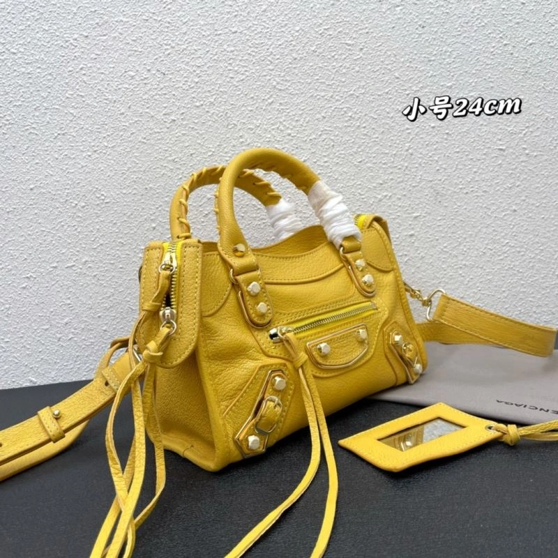 Sporty Balenciaga Top Handle Bags 84809
