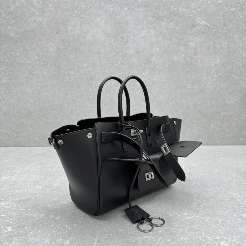RelaxedFit Balenciaga Top Handle Bags 55772