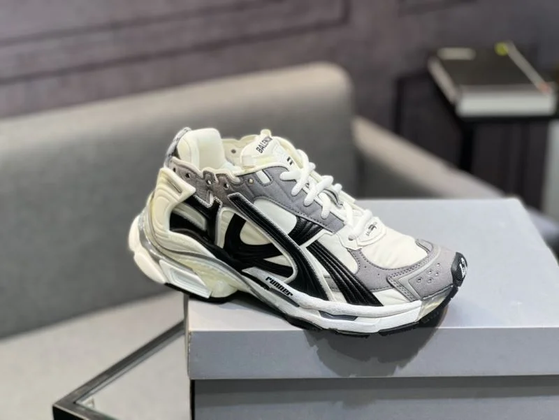 Balenciaga Track Shoes UrbanStyle 16568