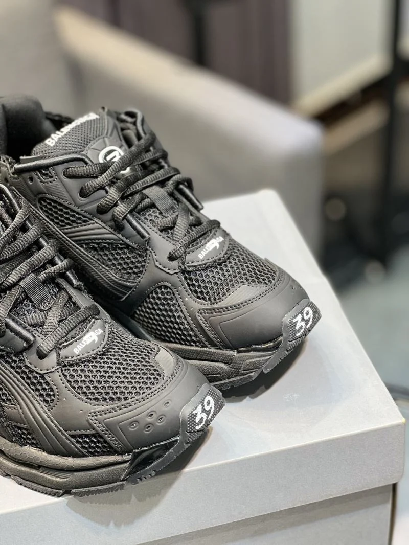 TravelReady Balenciaga Track Shoes 16556