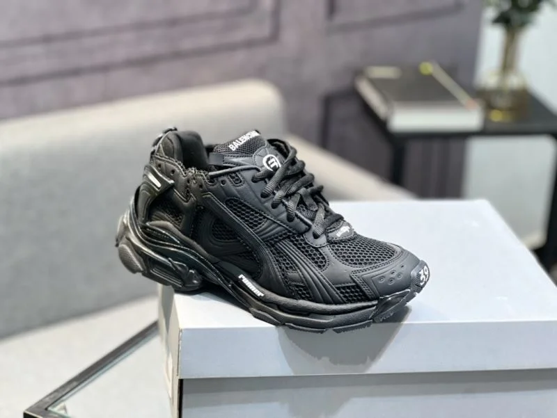 TravelReady Balenciaga Track Shoes 16556