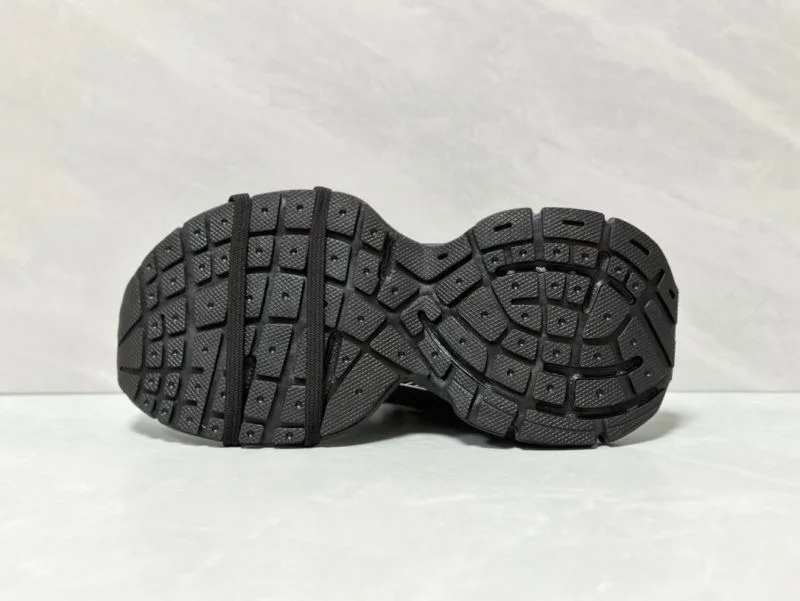 Balenciaga Track Shoes RelaxedFit 16593