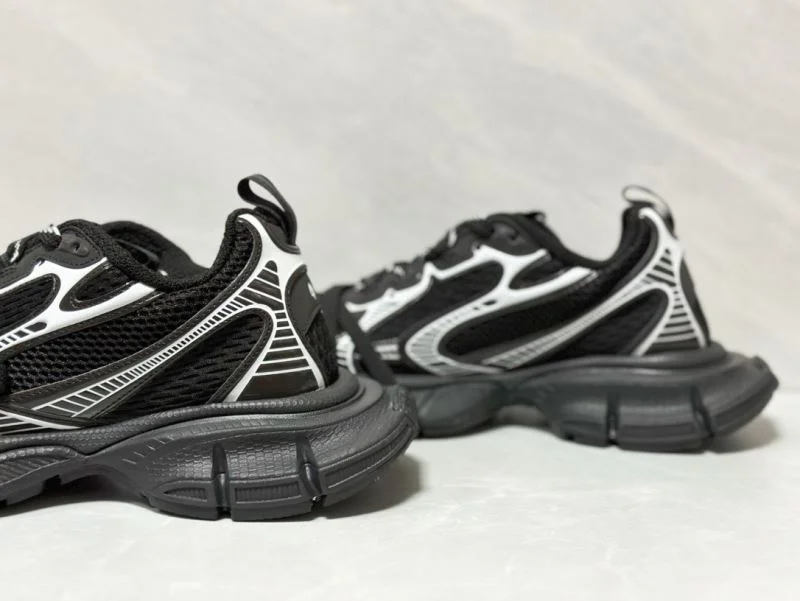 Balenciaga Track Shoes RelaxedFit 16593