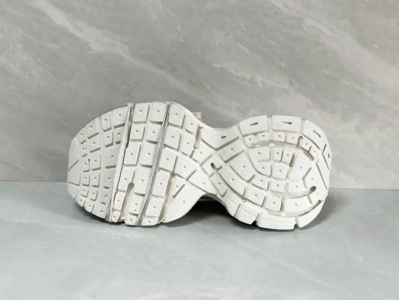 QuickDry Balenciaga Track Shoes 16546