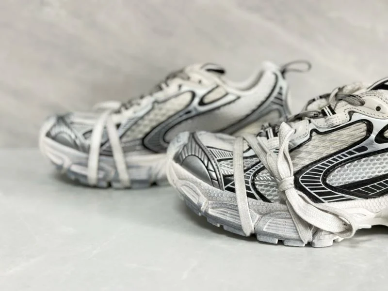 QuickDry Balenciaga Track Shoes 16546
