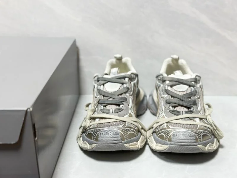 Balenciaga Track Shoes Minimalist 16543
