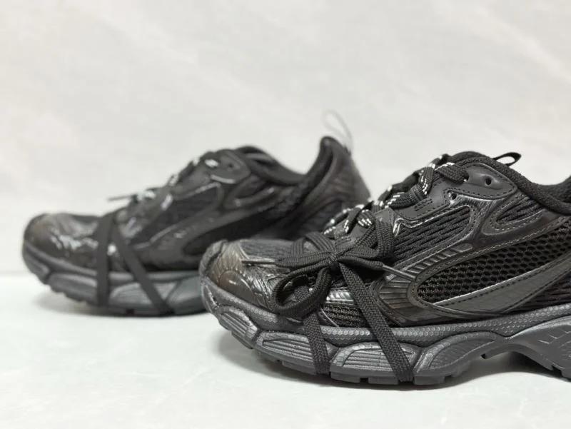 ModernLook Balenciaga Track Shoes 16539