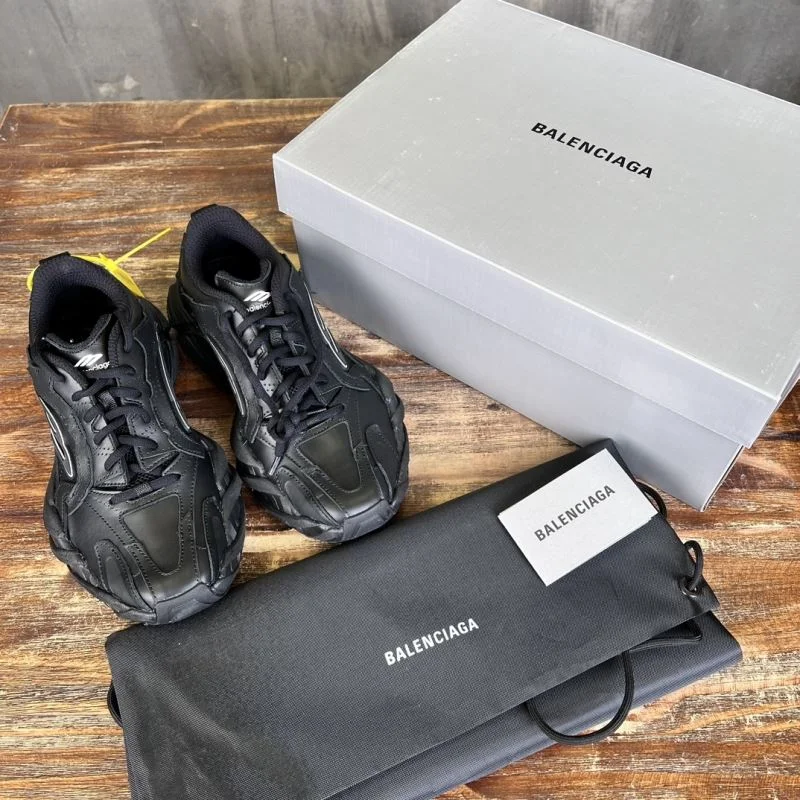 FlexibleFit Balenciaga Track Shoes 16540