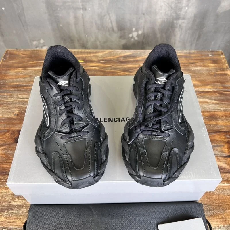 FlexibleFit Balenciaga Track Shoes 16540