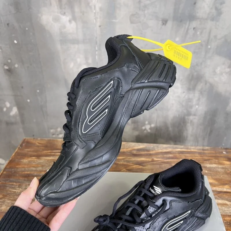 FlexibleFit Balenciaga Track Shoes 16540