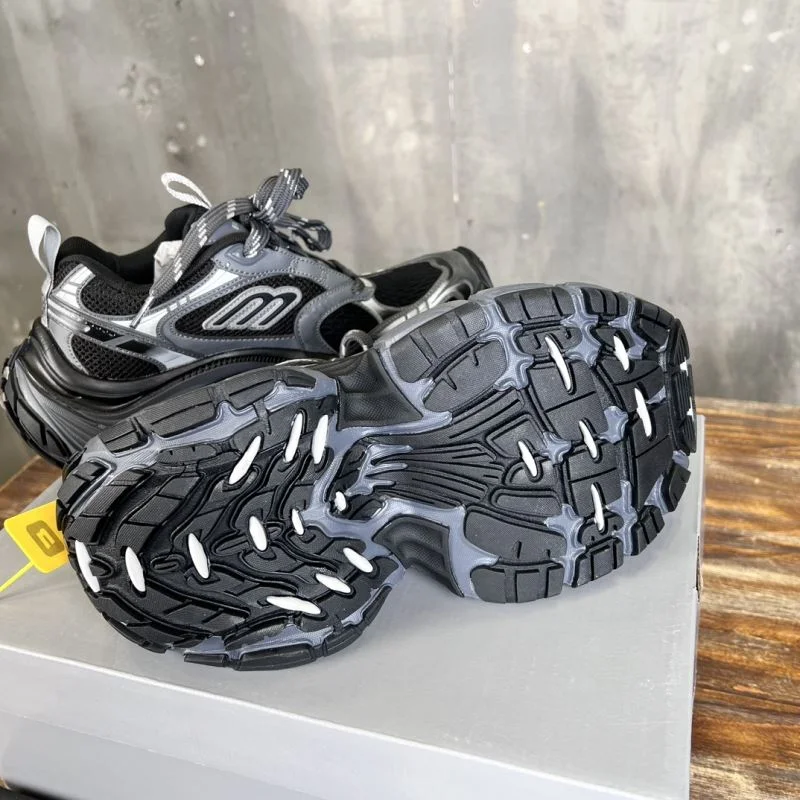 Balenciaga Track Shoes Elegant 16518