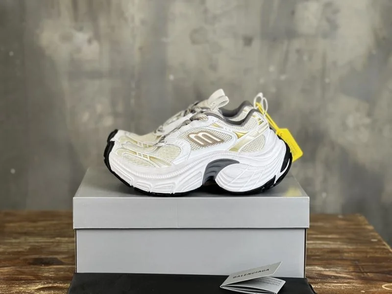 Classic Balenciaga Track Shoes 16527