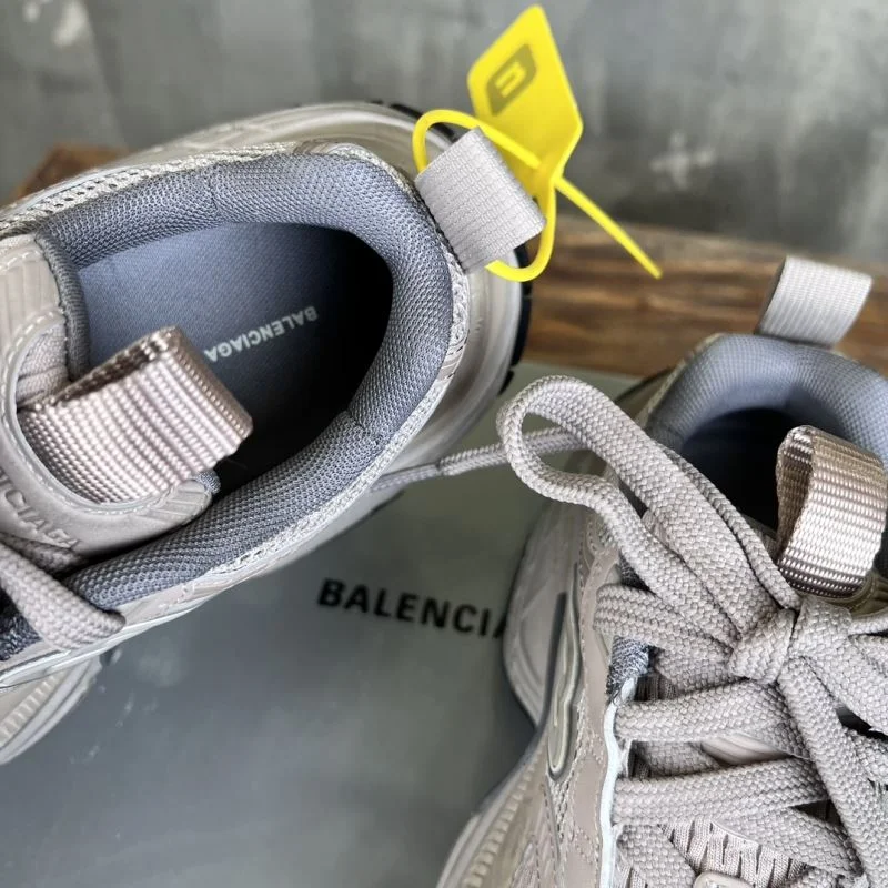 RelaxedFit Balenciaga Track Shoes 16513