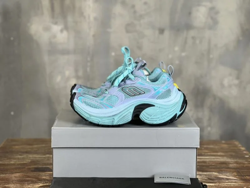 Balenciaga Track Shoes Elegant 16522