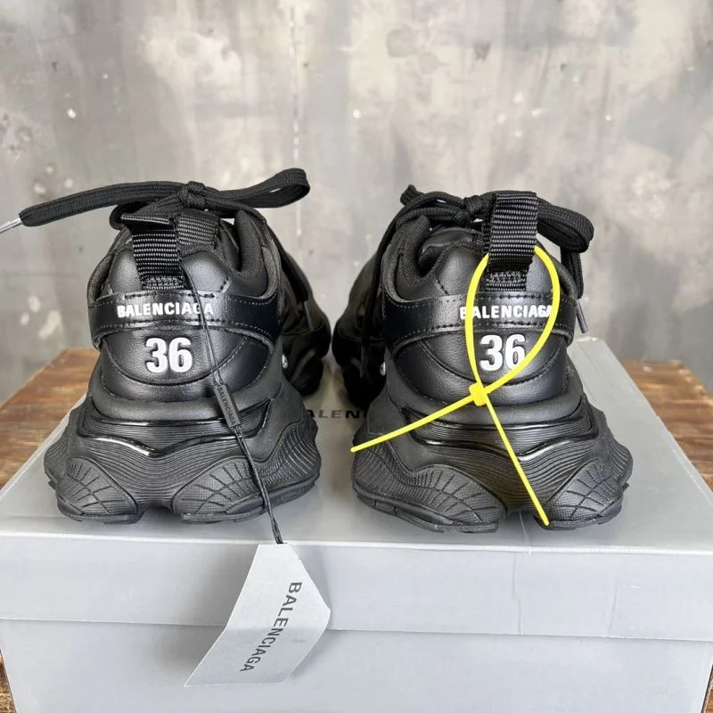 Balenciaga Track Shoes Stretchable 16521