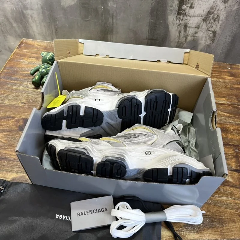 TimelessDesign Balenciaga Track Shoes 16523