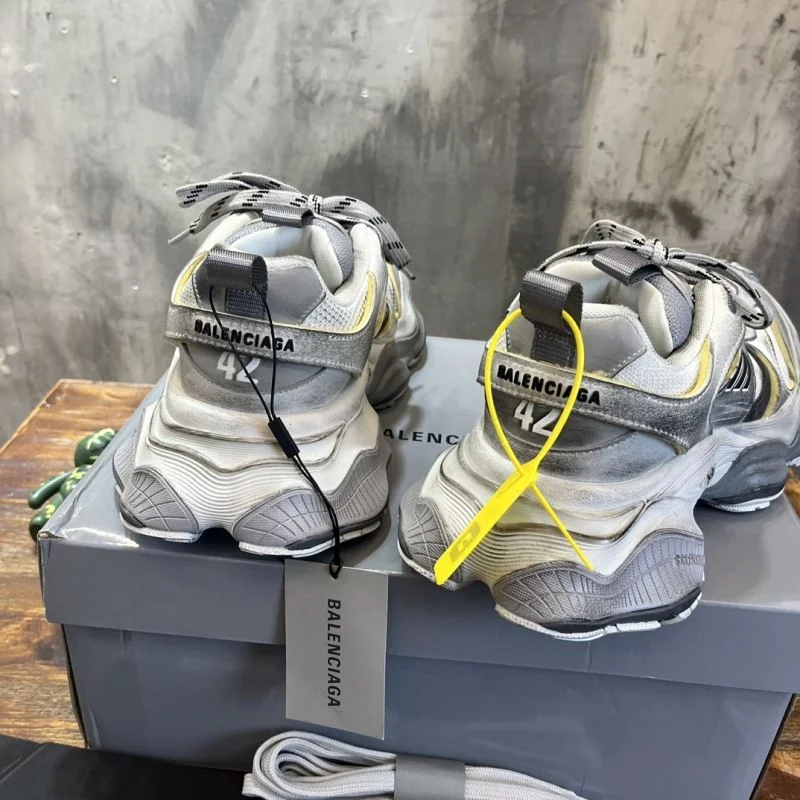 Balenciaga Track Shoes Timeless 16516