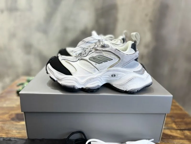 Lightweight Balenciaga Track Shoes 16571
