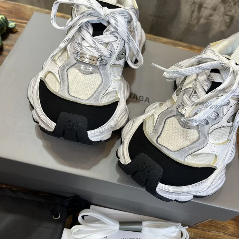 Lightweight Balenciaga Track Shoes 16571
