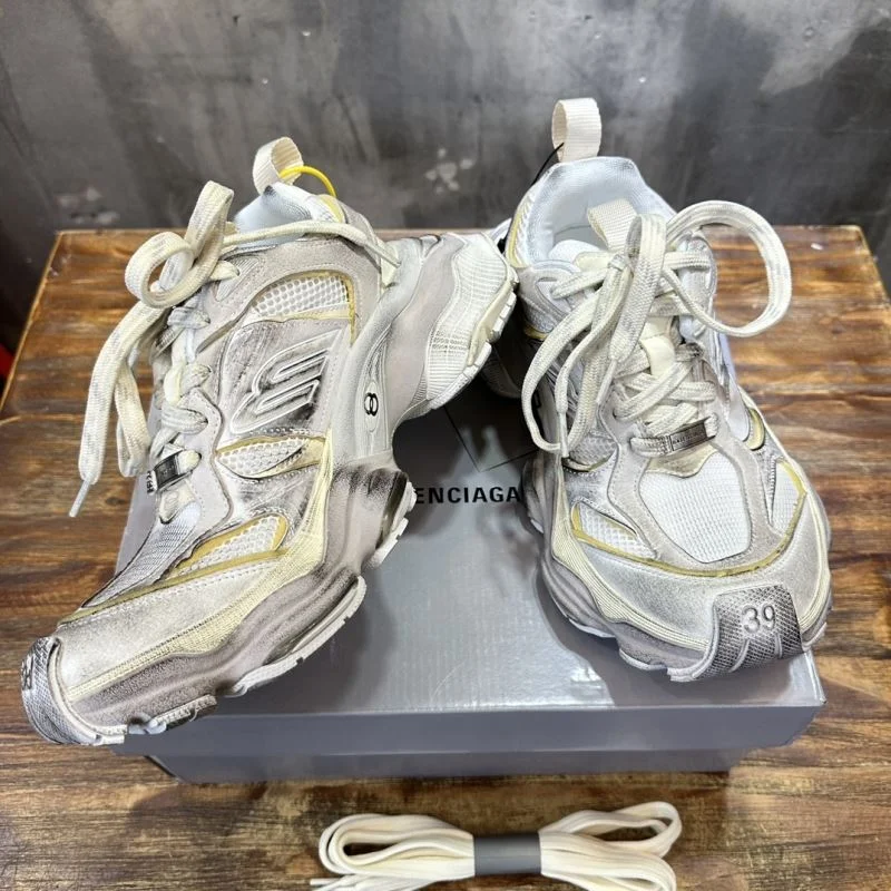 Balenciaga Track Shoes Trendsetting 16510