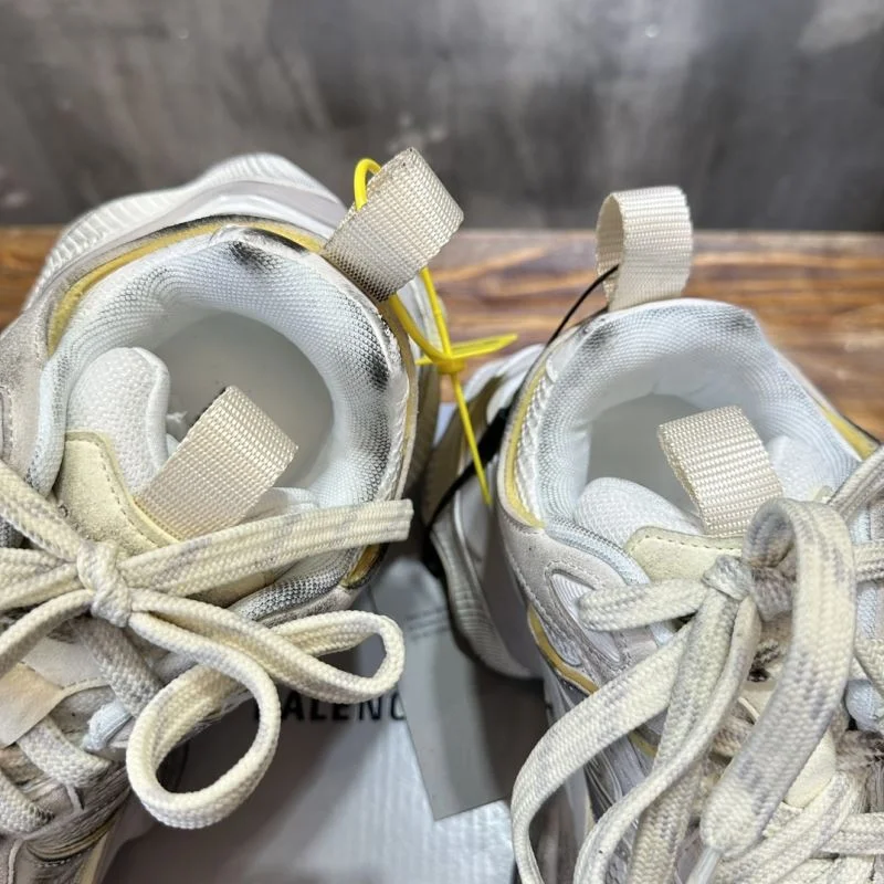 Balenciaga Track Shoes Trendsetting 16510