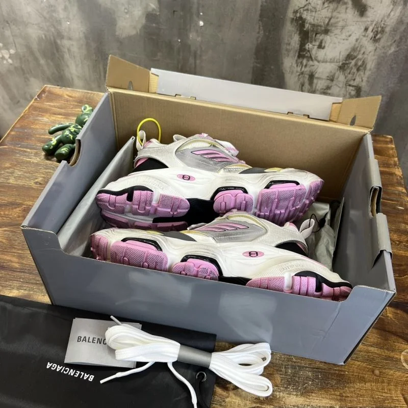 Balenciaga Track Shoes Unisex 16599