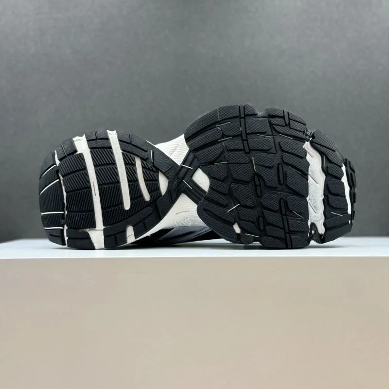 Flexible Balenciaga Track Shoes 16808