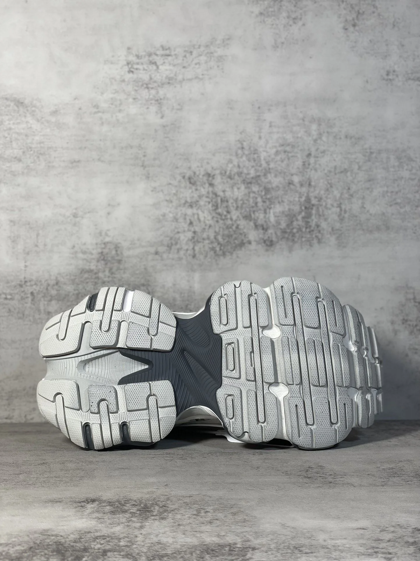 Supportive Balenciaga Track Shoes 16738