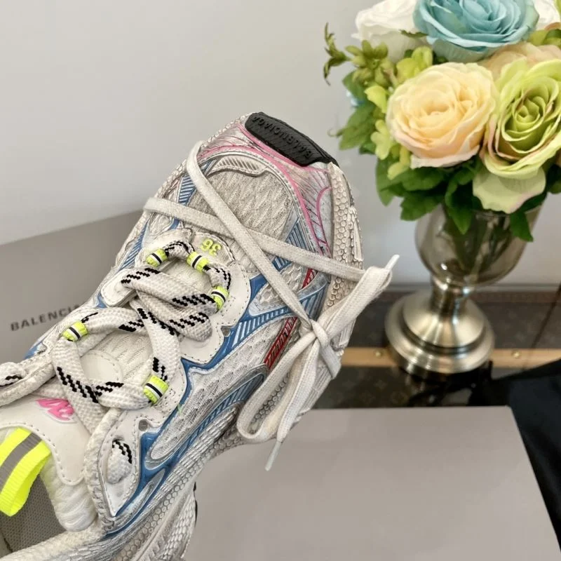 MoistureWicking Balenciaga Track Shoes 16851