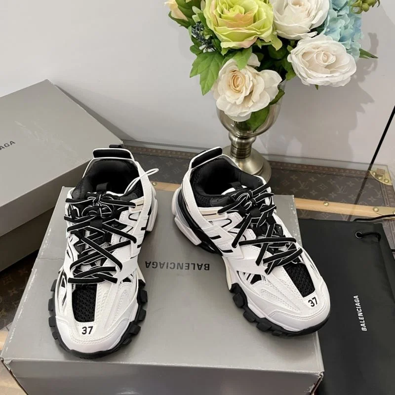 Balenciaga Track Shoes MoistureWicking 16907