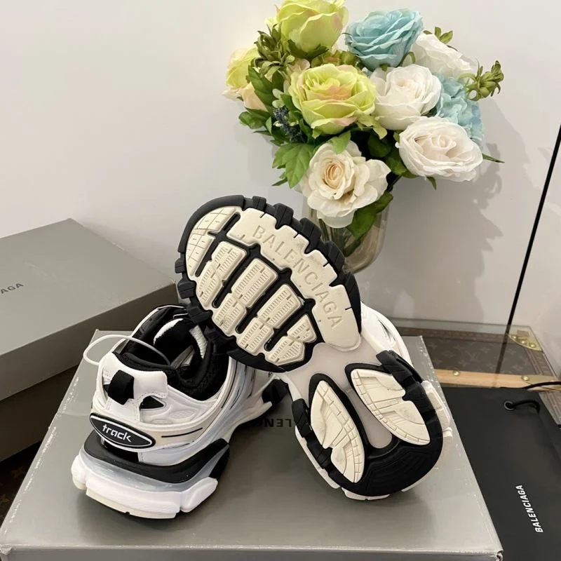 Balenciaga Track Shoes MoistureWicking 16907