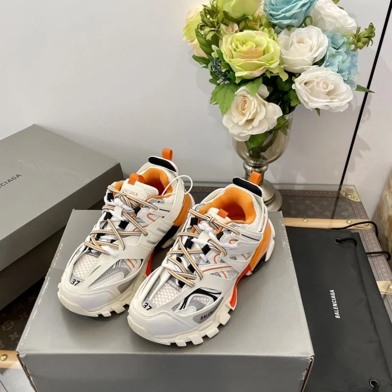 Minimalist Balenciaga Track Shoes 16843