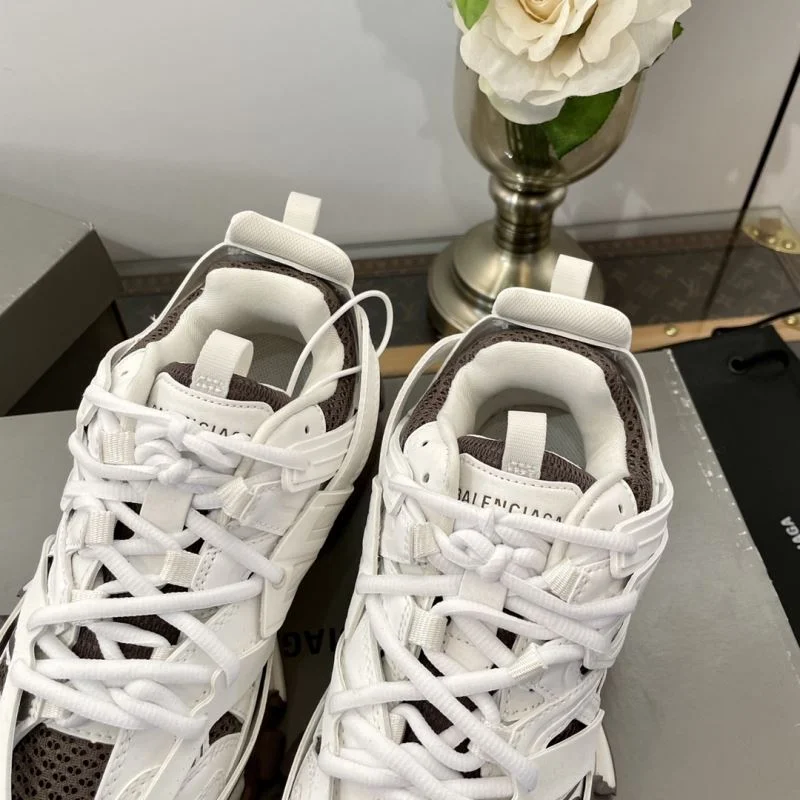 Resilient Balenciaga Track Shoes 16846