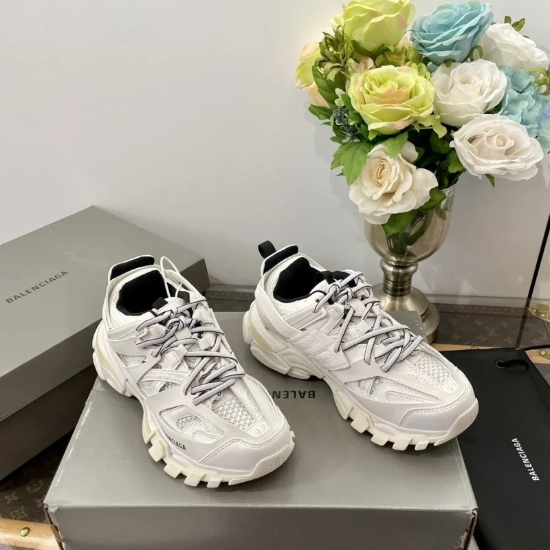 Sporty Balenciaga Track Shoes 16831