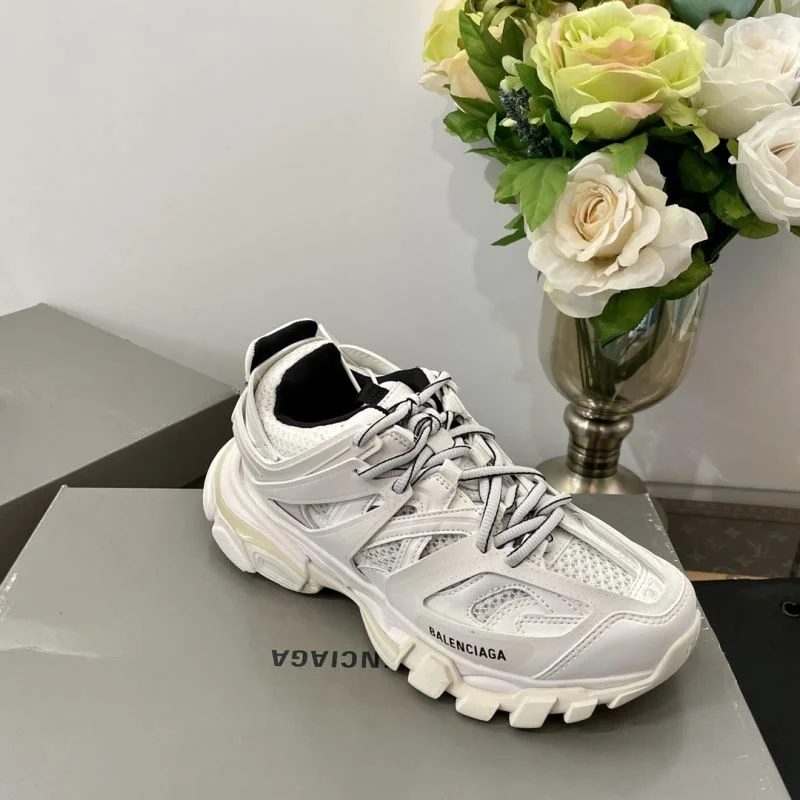 Sporty Balenciaga Track Shoes 16831