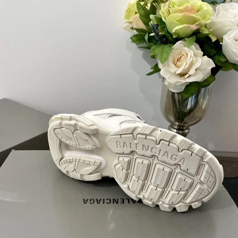 Sporty Balenciaga Track Shoes 16831