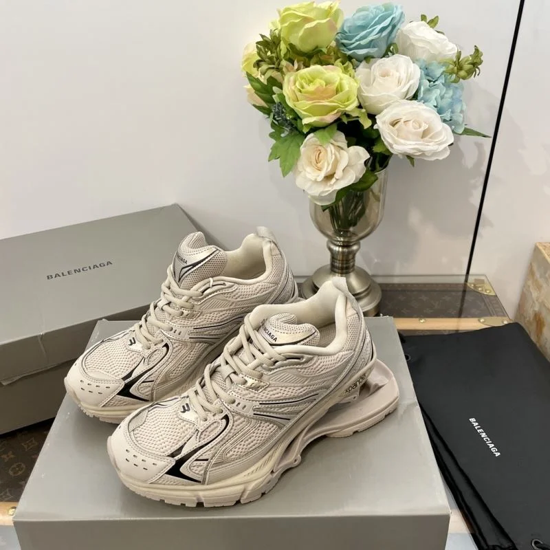 OnTrend Balenciaga Track Shoes 16828