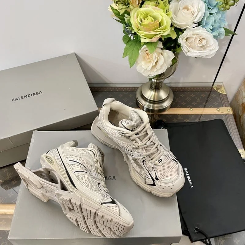 OnTrend Balenciaga Track Shoes 16828