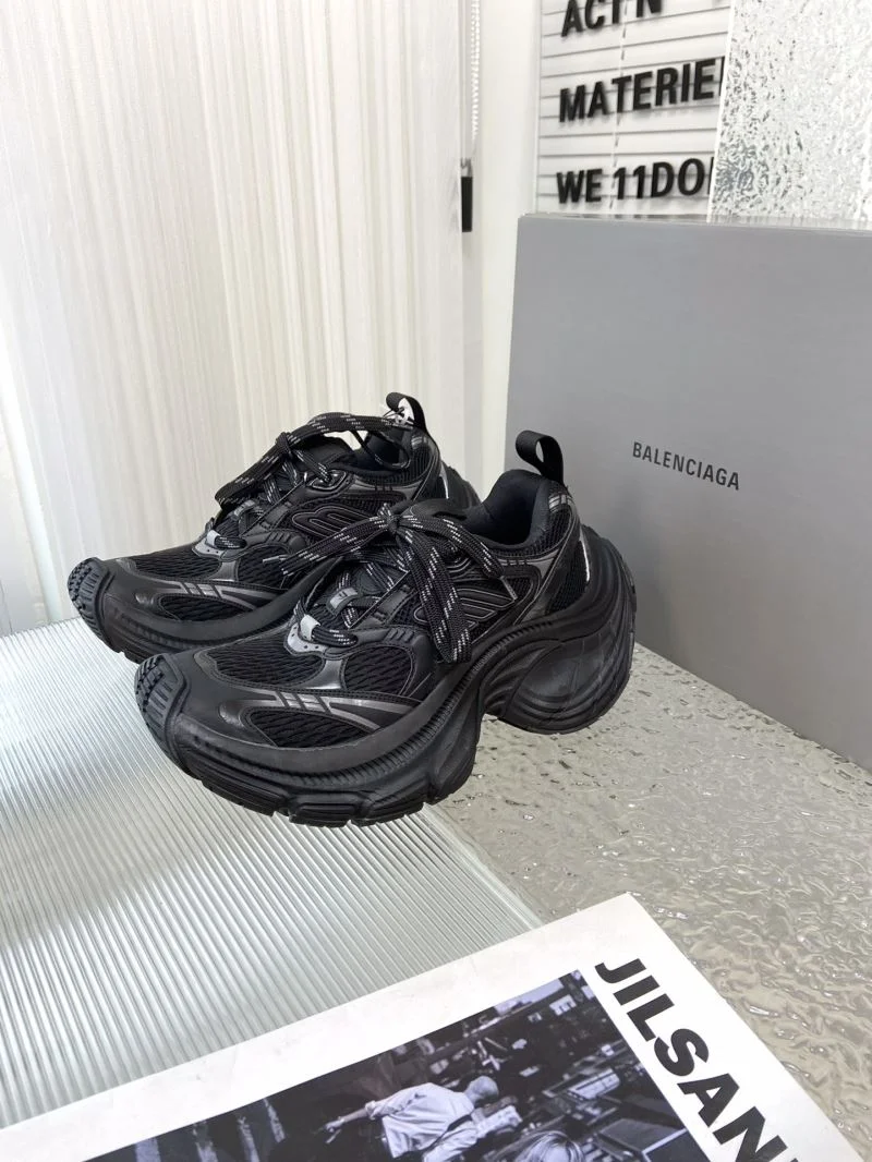 Sporty Balenciaga Track Shoes 16756