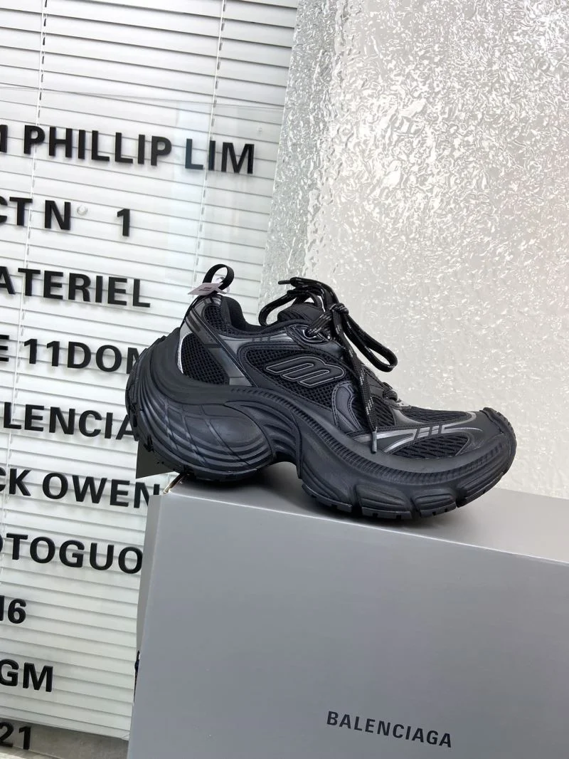 Sporty Balenciaga Track Shoes 16756