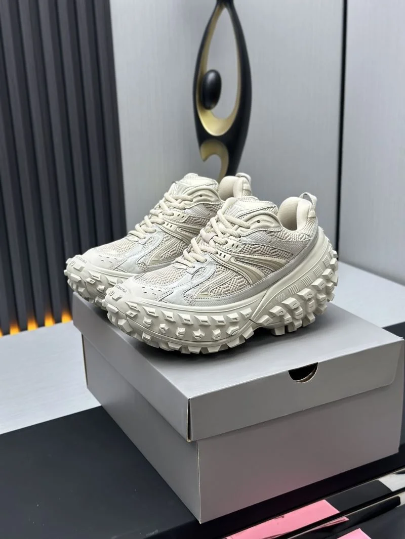 Balenciaga Track Shoes Durable 16982