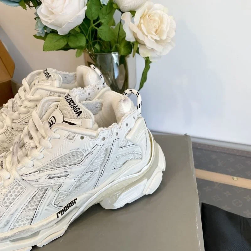 Lightweight Balenciaga Track Shoes 17001