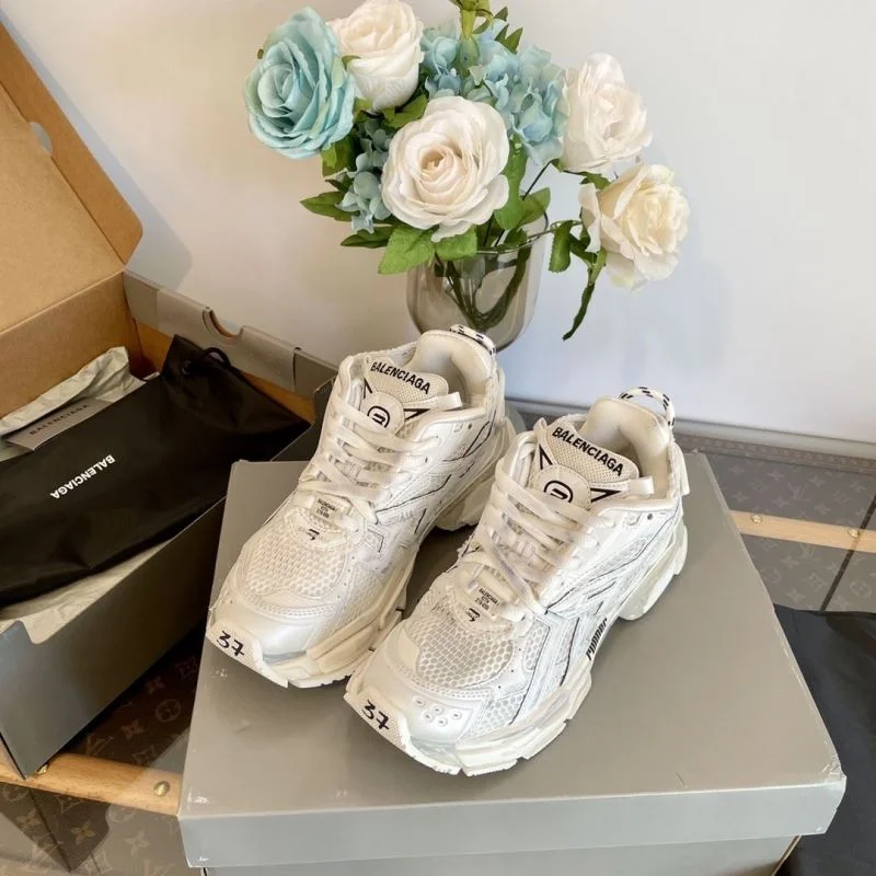 Lightweight Balenciaga Track Shoes 17001