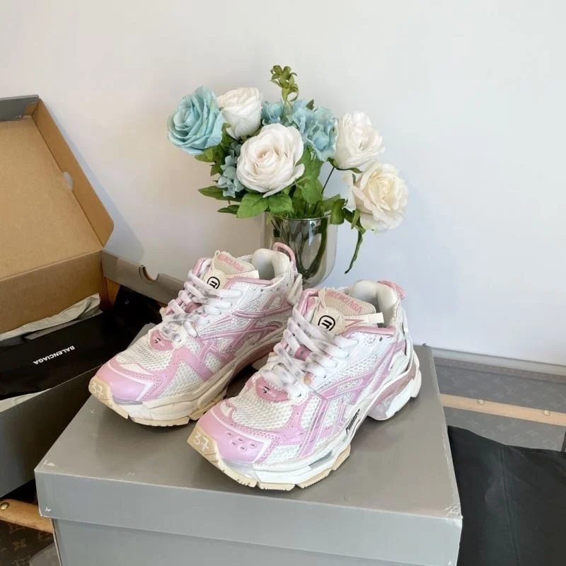 Resilient Balenciaga Track Shoes 16969