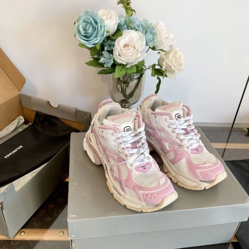 Resilient Balenciaga Track Shoes 16969