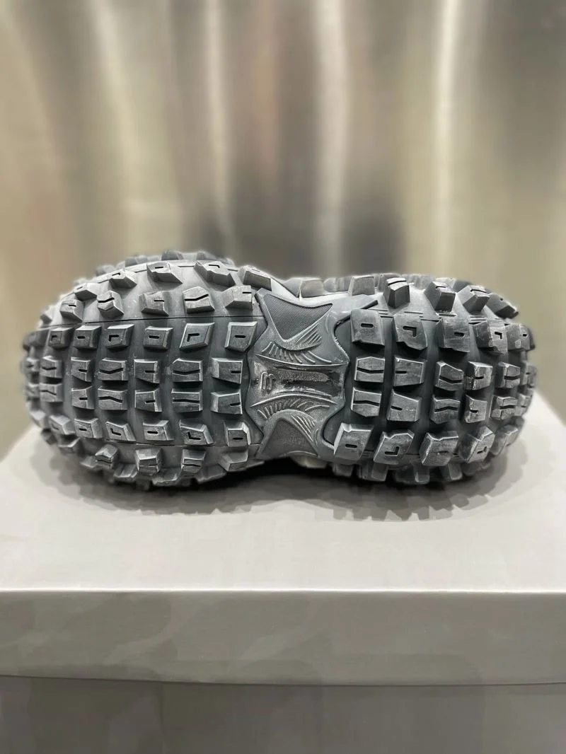 Balenciaga Track Shoes Minimalist 16661