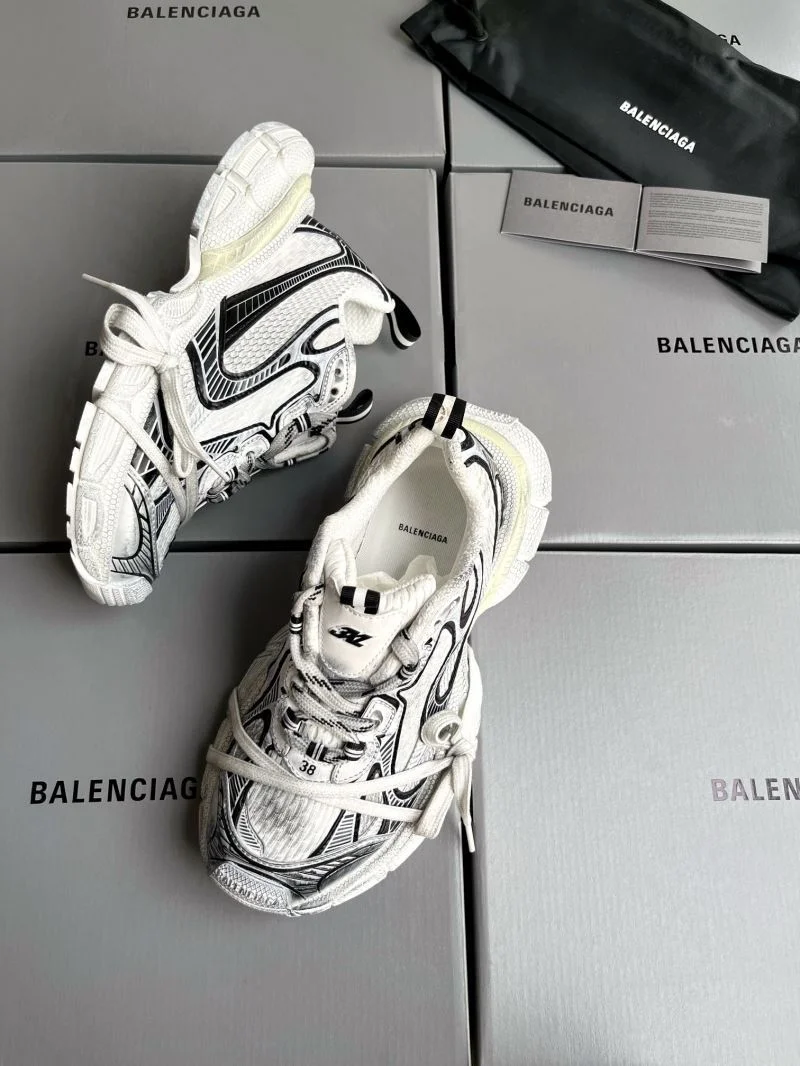 Balenciaga Track Shoes Snug 16635