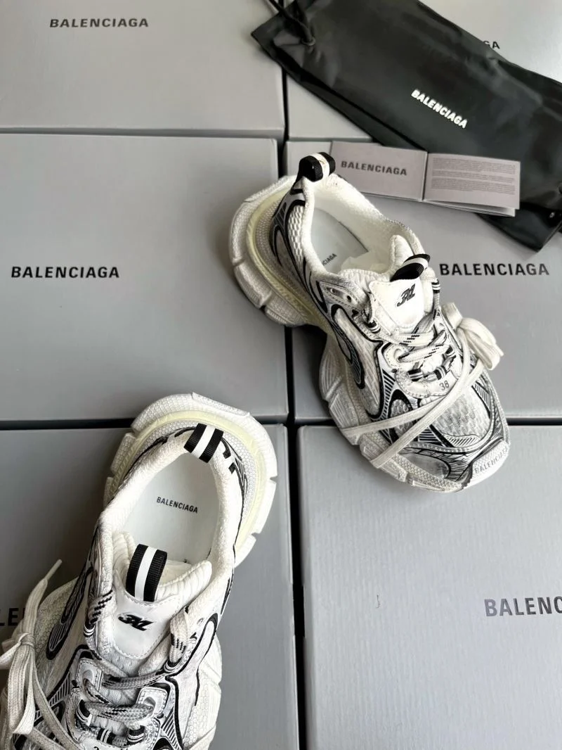 Balenciaga Track Shoes Snug 16635
