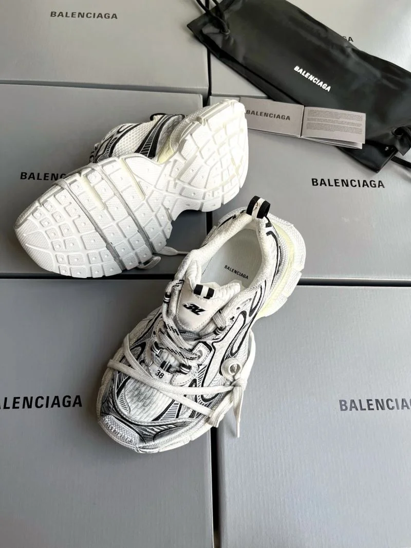 Balenciaga Track Shoes Snug 16635